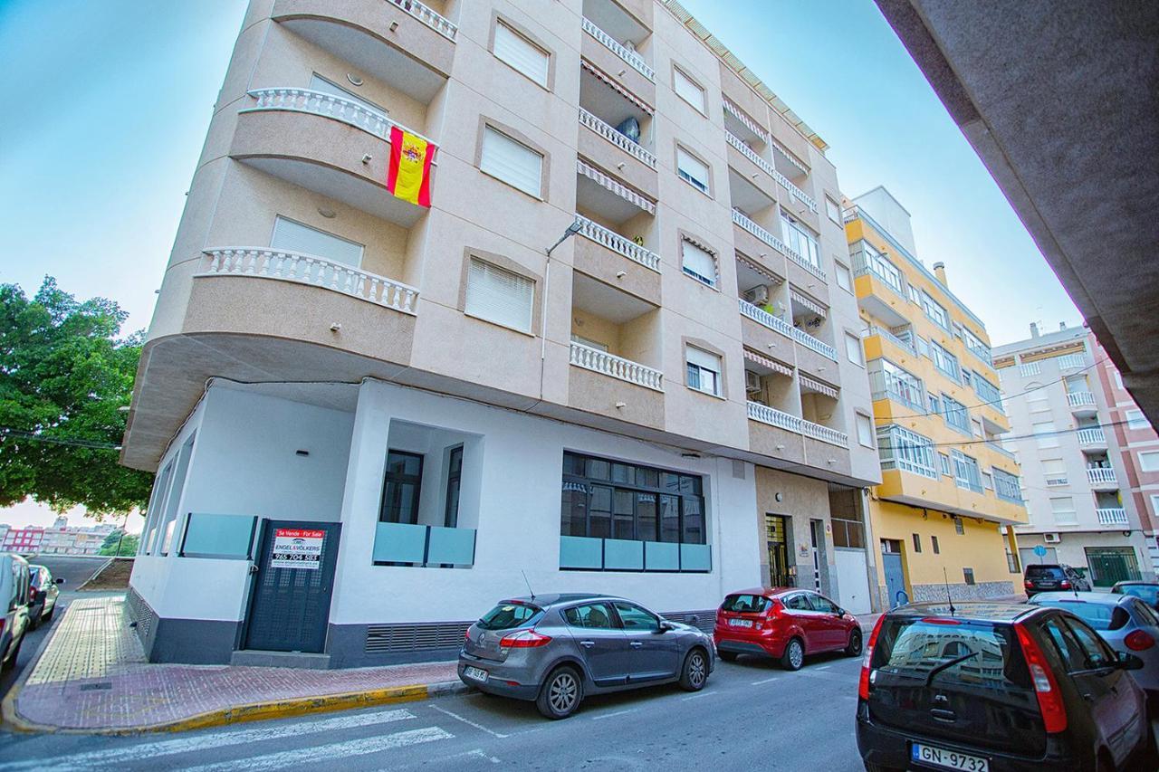 113 Beach And Trees - Alicante Holiday 托雷维耶哈 外观 照片